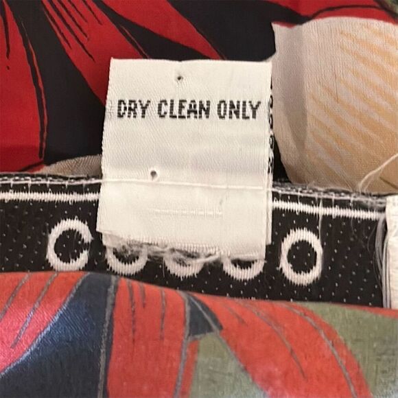 COACO Women's Black Tropical Print Floral Silk Blouse Long Sleeve Button Down - Picture 8 of 8